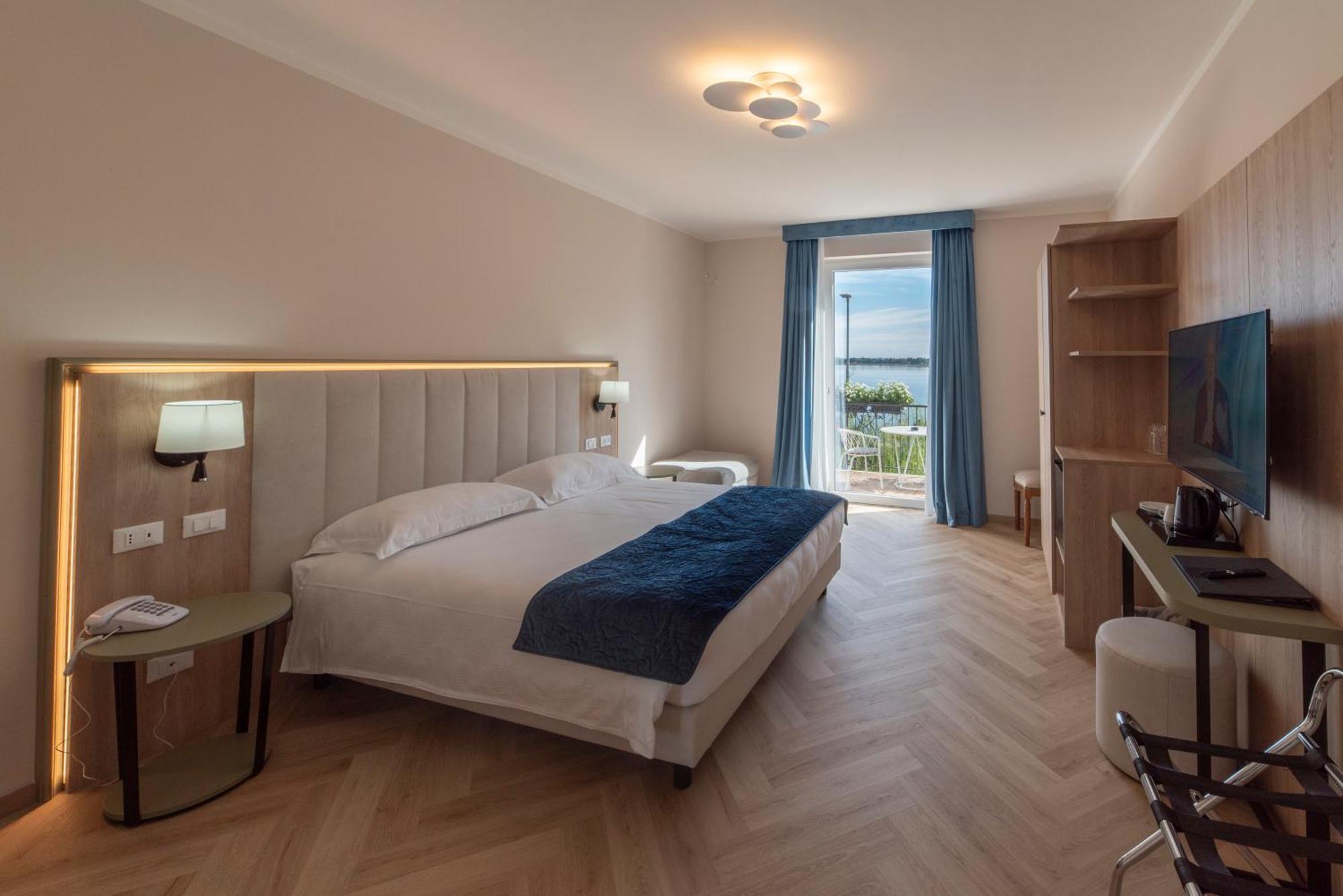Hotel Due Palme Mergozzo Eksteriør billede